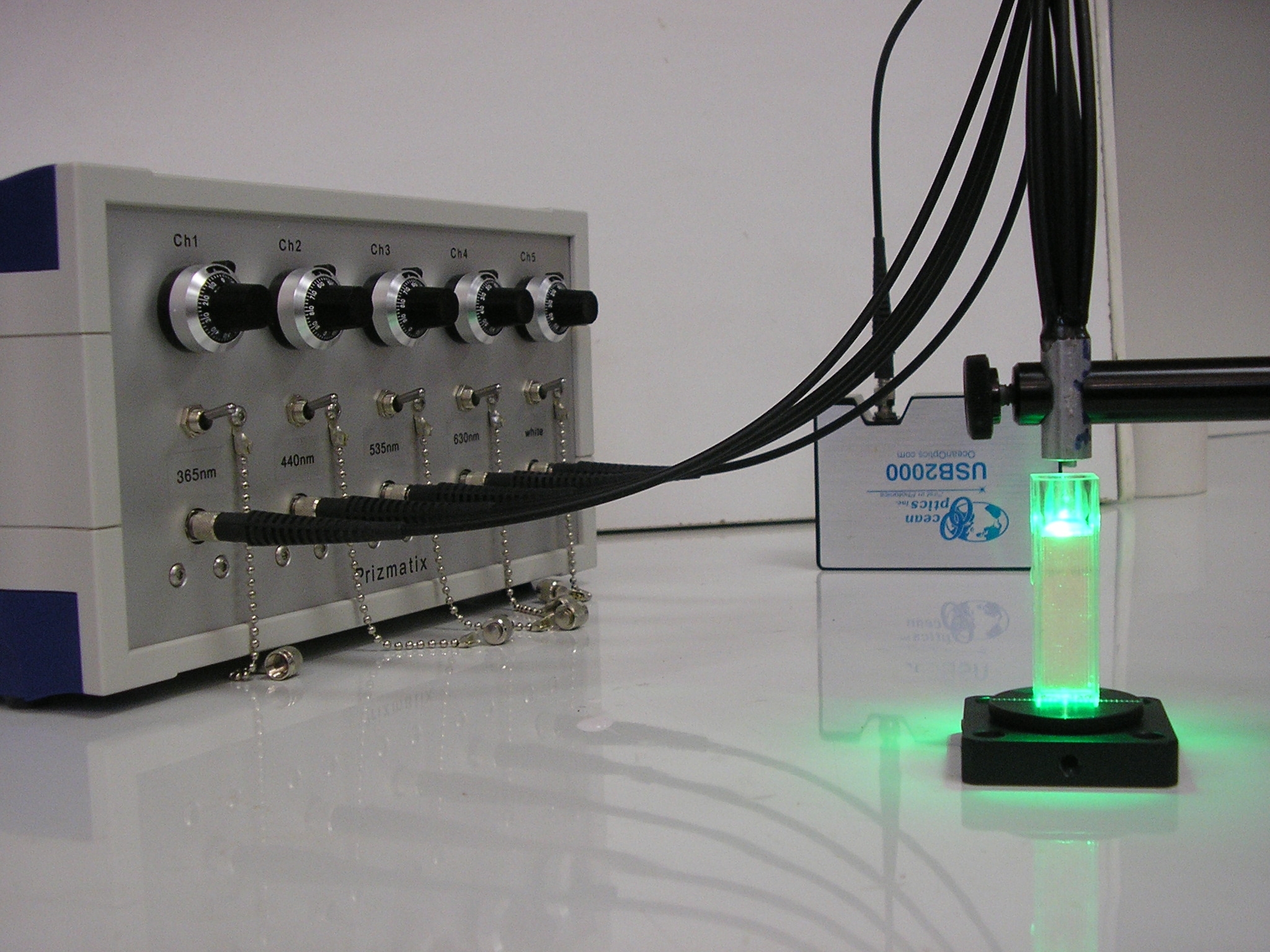 High resolution images of Prizmatix's UHP Fiber Coupled LED Light Sources